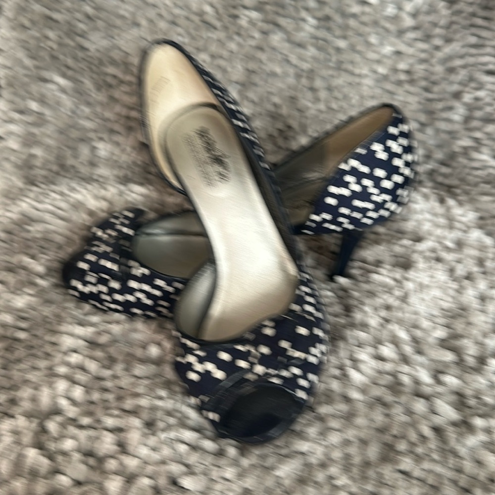 Coach size 6 peep toe heels